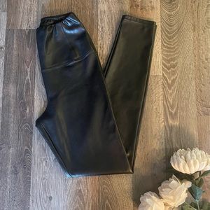 Wilfred Free Faux Leather Leggings
